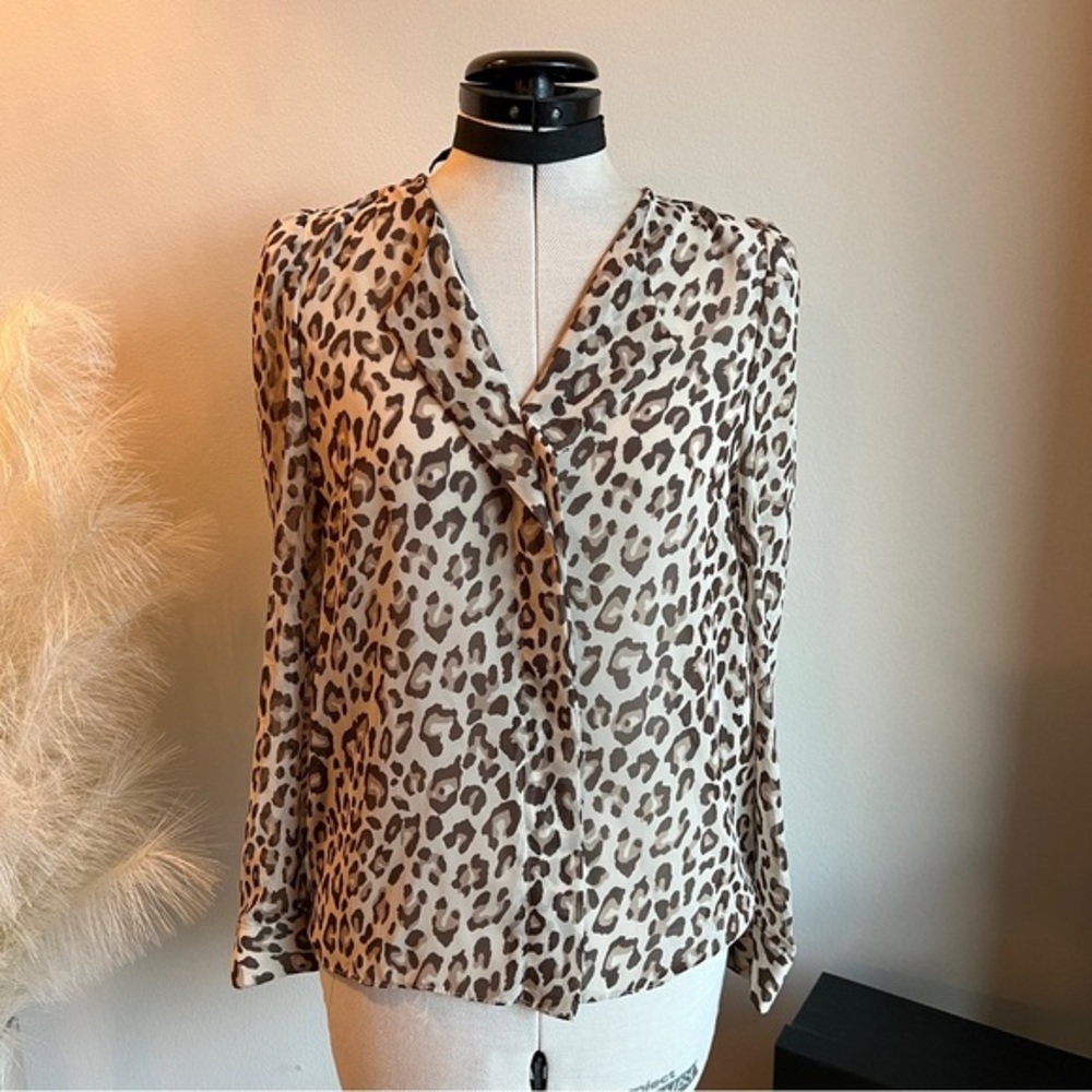 Storets neutral tan leopard animal print long sleeve blouse